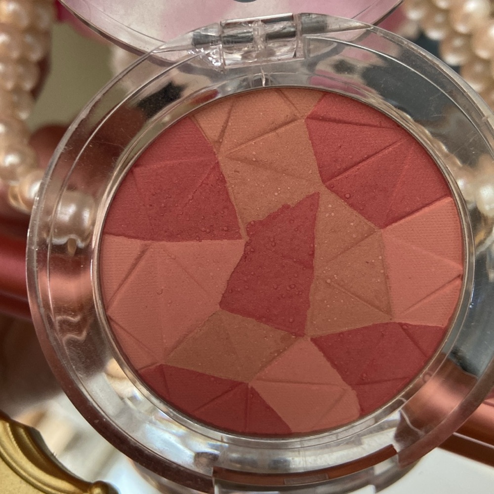Essence Mosaic Blush - Picture 4 of 4